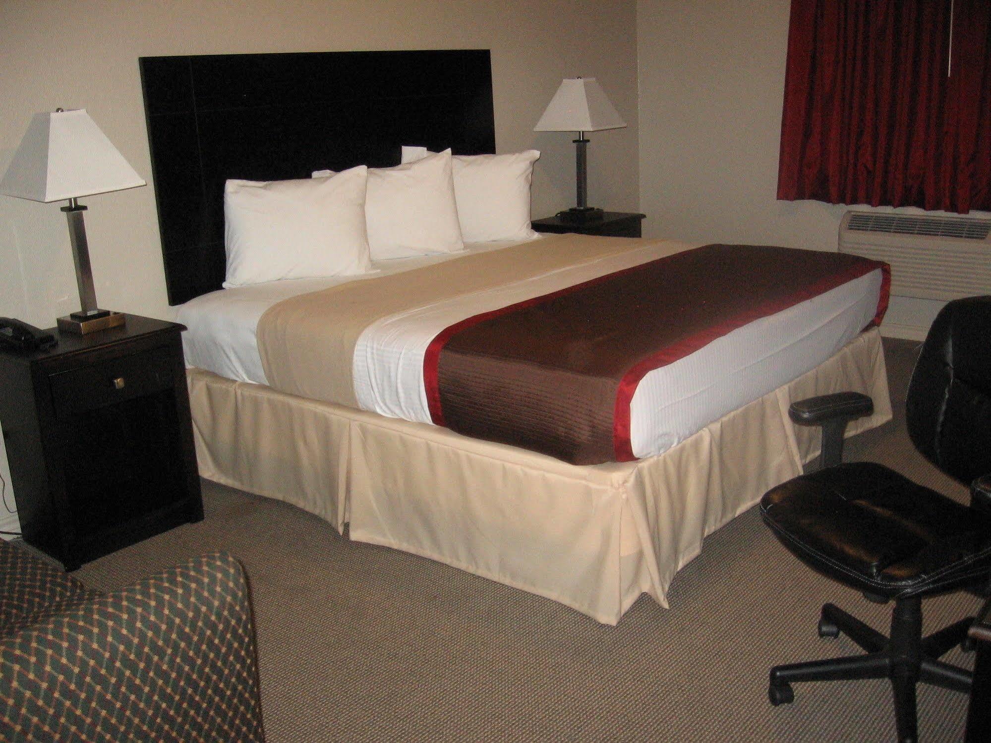 Premium Inn And Suites Killeen Zewnętrze zdjęcie